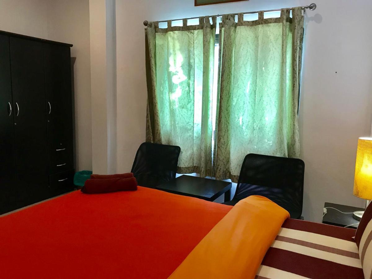 Hostel Hiranyika Cafe & Bed Ko Samui Exteriér fotografie